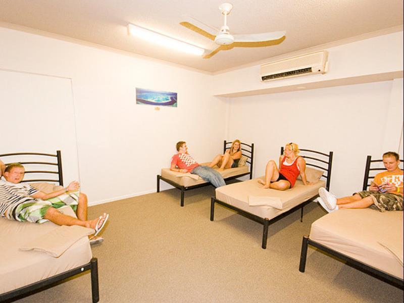 Global Backpackers Cairns Central Εξωτερικό φωτογραφία